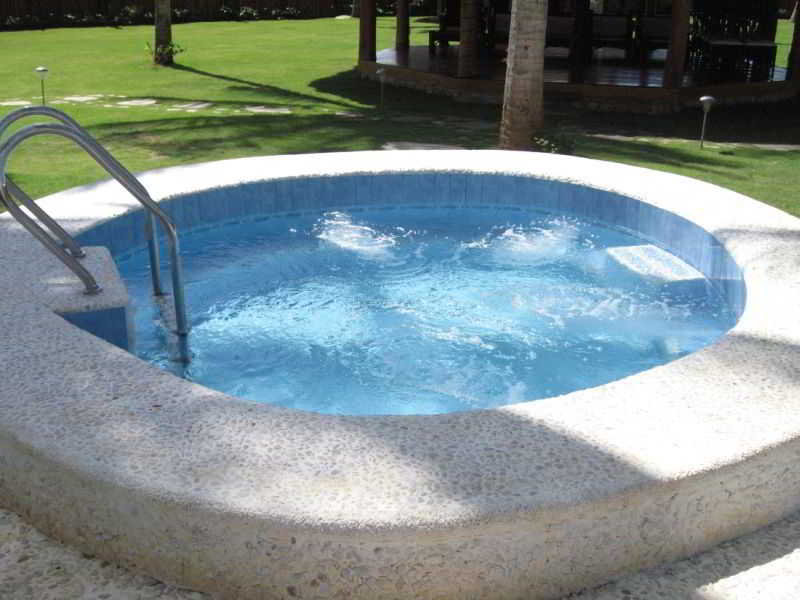 Sports and Entertainment
Sports and Entertainment
di Dream Native Resort