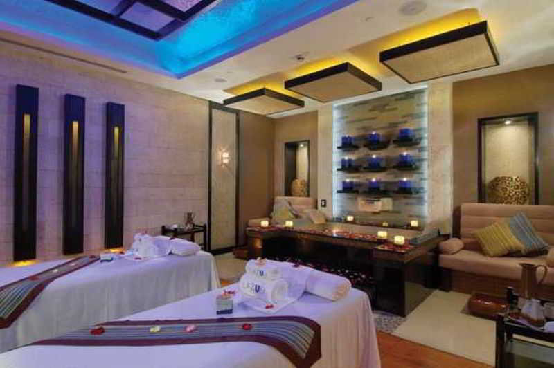 Sports and Entertainment
Sports and Entertainment
di Marco Polo Davao