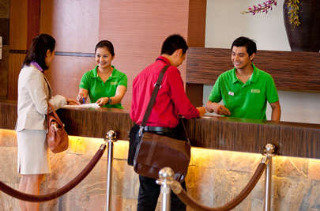 Lobby
Lobby
di Summit Ridge