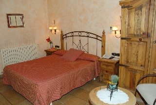 Room
Room
di El Castell Hotel