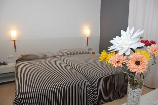 Room
Room
di El Castell Hotel