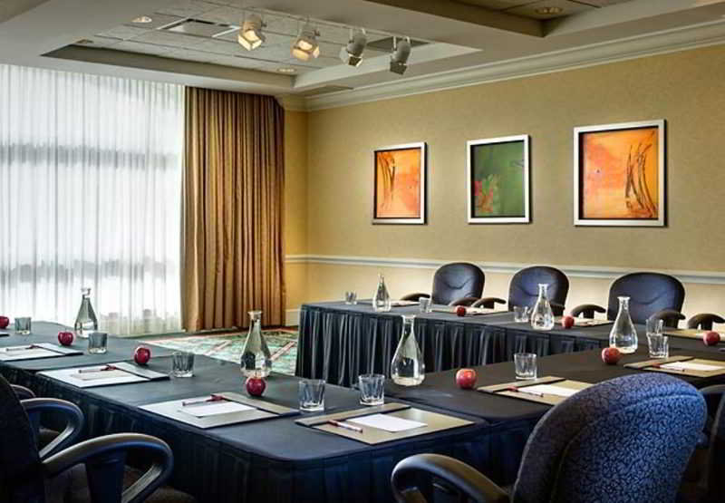 Conferences
Conferences
di St. Kitts Marriott Resort & The Royal Beach Casino