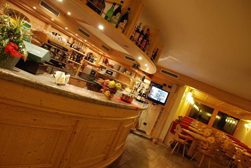 Bar
Bar
di Boscone Suite Hotel