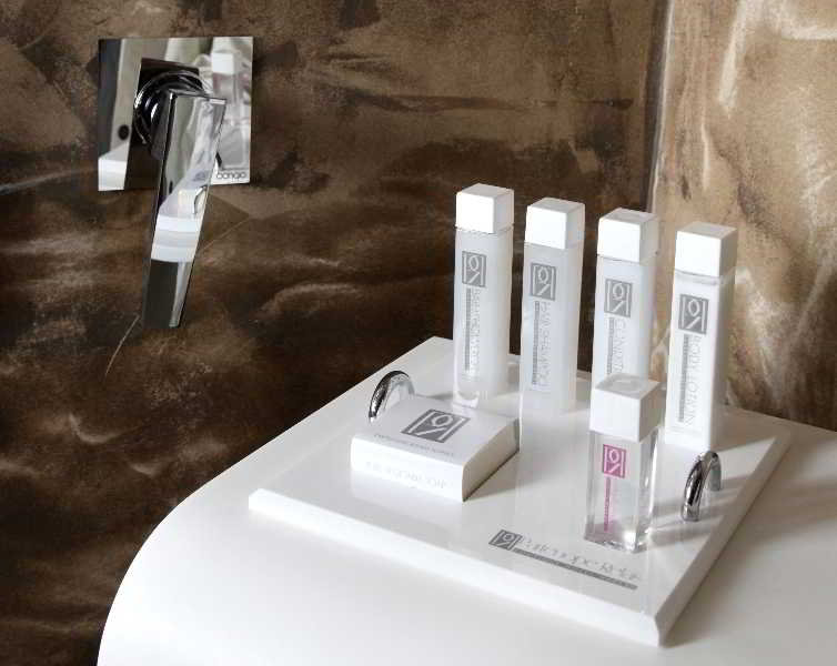 Room
Room
di Partenope Relais