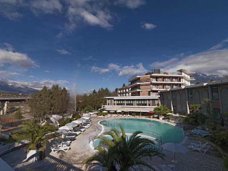 Pool
Pool
di Terme Capasso