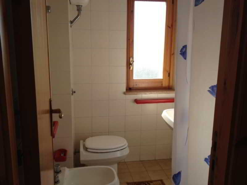 Room
Room
di Residence Parco Emiri