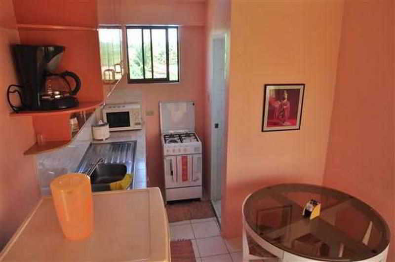 Room
Room
di White Mansion