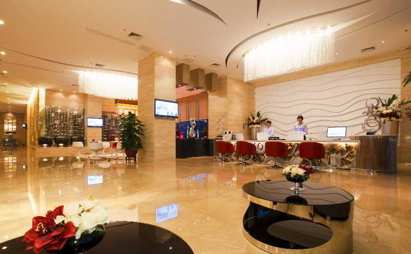 Lobby
 di South China Harbor View Hotel
