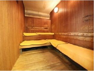 Sports and Entertainment
Sports and Entertainment
di Apa Hotel <Yokohama Kannai>