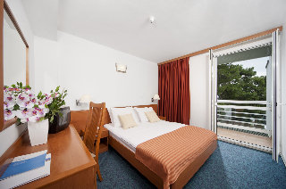 Room
Room
di Bluesun Hotel Berulia