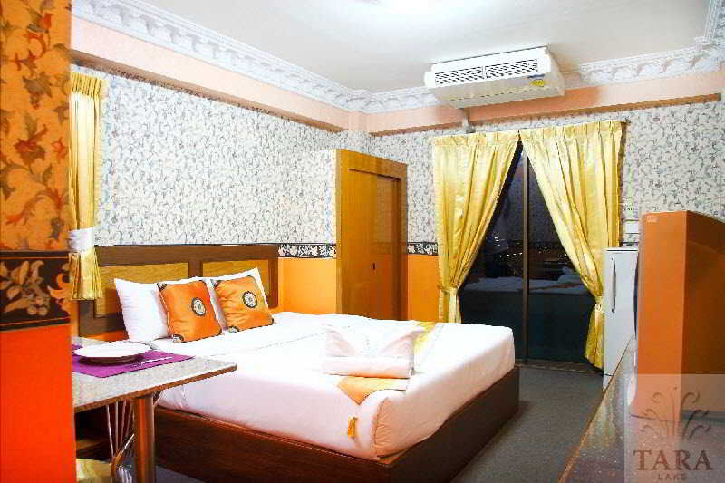 Room
 di Tara Lake Airport Hotel