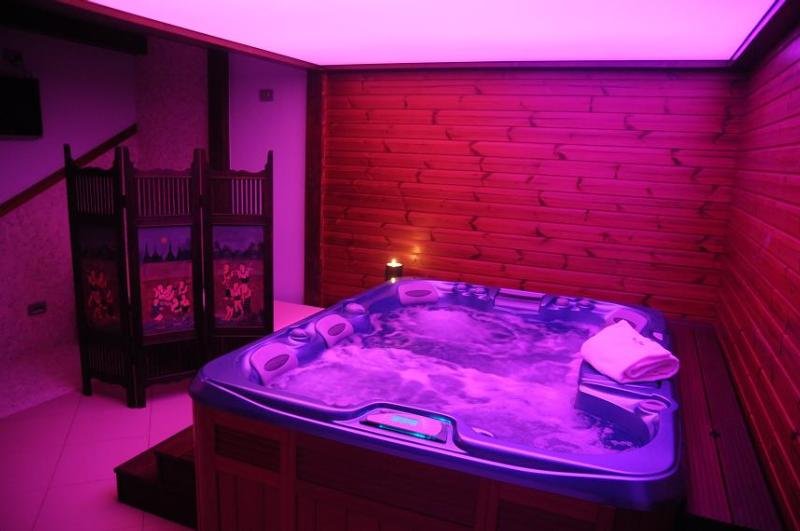 General view
General view
di Freya House Hotel