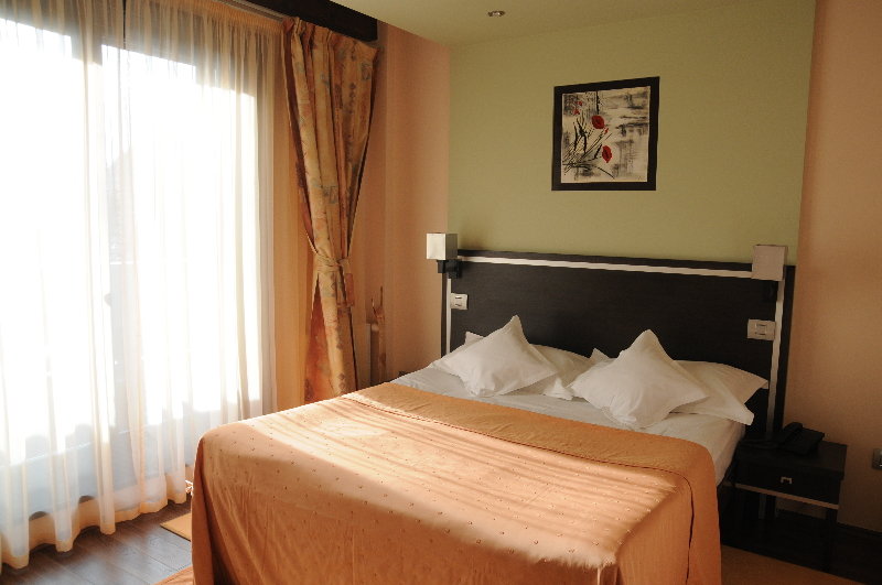 General view
General view
di Freya House Hotel