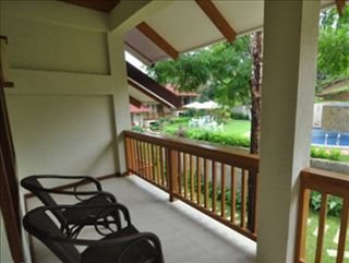 Room
Room
di Asia Grand View