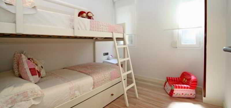 Room
Room
di Apartamentos Easo