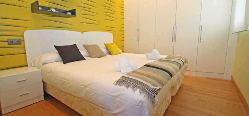 Room
Room
di Apartamentos Easo