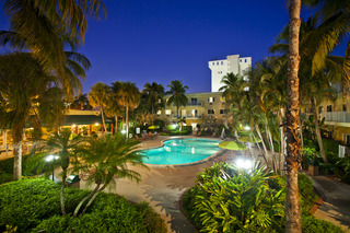 Pool
 di Holiday Inn Coral Gables