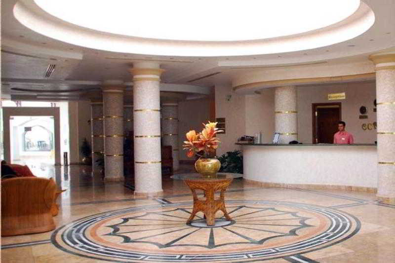 Lobby
Lobby
di All Seasons Coral Hills Resort