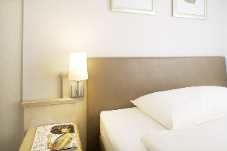 Room
Room
di Movenpick 's Hertogenbosch