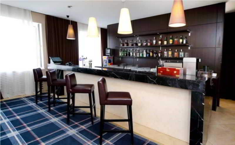 Bar
Bar
di Manhattan Astana