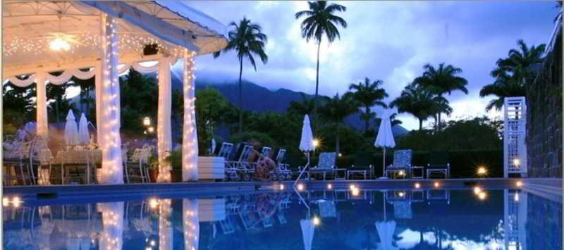 Pool
Pool
di Ottleys plantation Inn