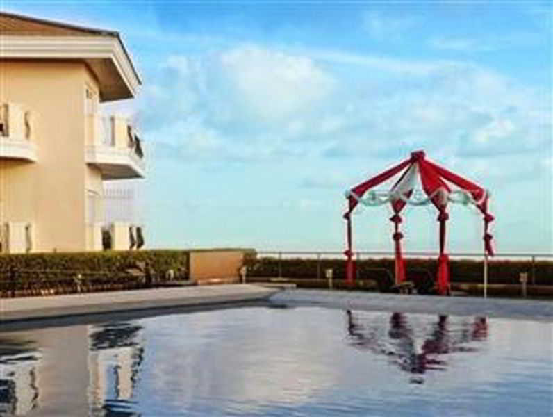 Pool
Pool
di The Lake Hotel Tagaytay