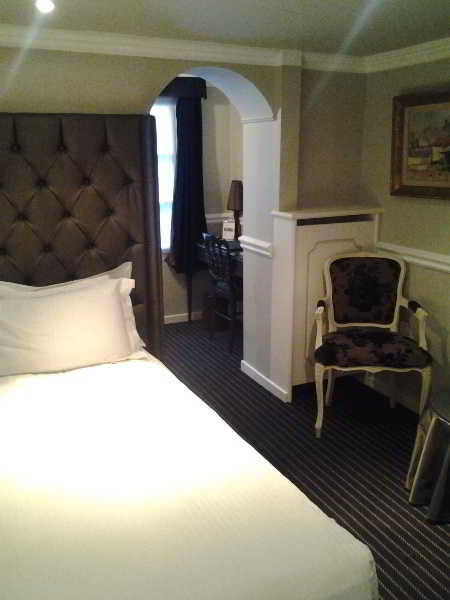 Room
Room
di Manos Premier Hotel