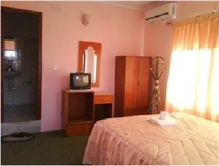 Room
Room
di Hotel Fewa Holiday Inn
