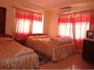 Room
Room
di Hotel Fewa Holiday Inn