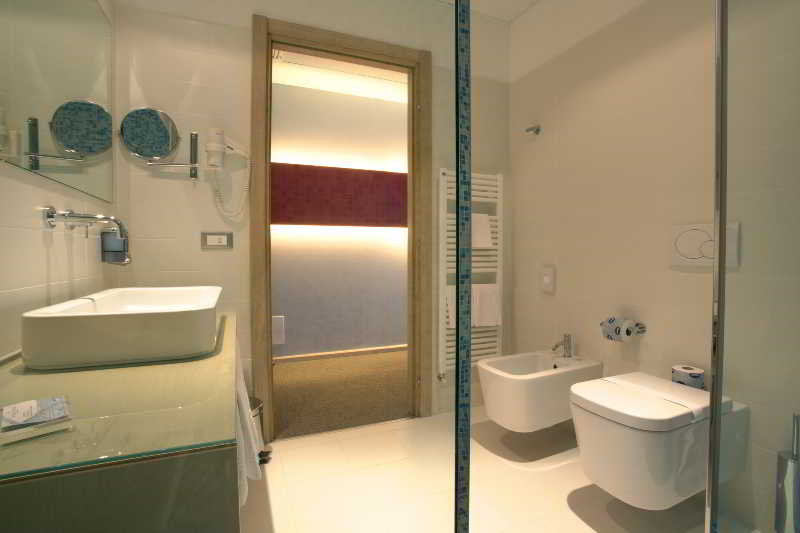 Room
Room
di Mosaico Terme Beach Resort