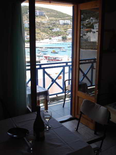 Room
Room
di Studios Bilios