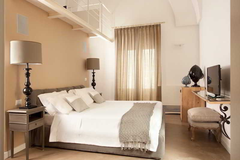 Room
Room
di Mantatelure Dimora Esclusiva