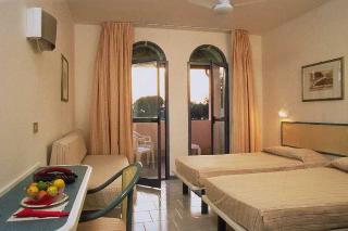 Room
Room
di Garden Club Toscana