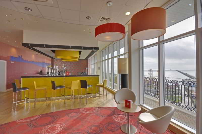 Bar
Bar
di Park Inn by Radisson Palace Southend on Sea