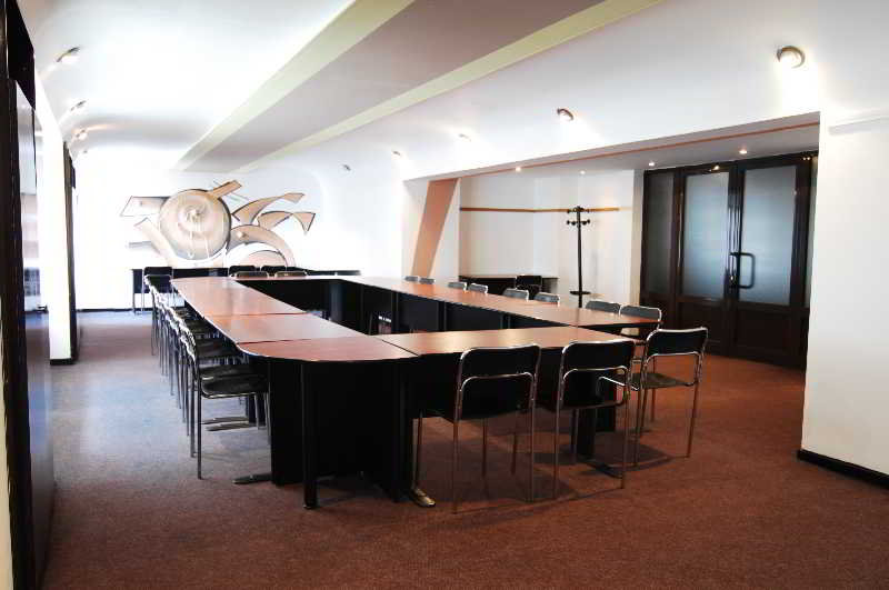 Conferences
Conferences
di Silva Busteni