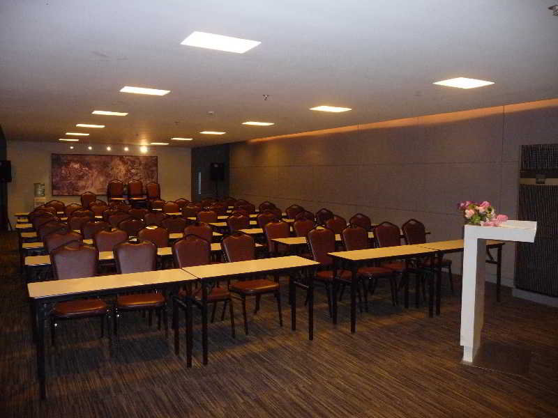 Conferences
 di Jinjiang Hotel Gong He Xin Road