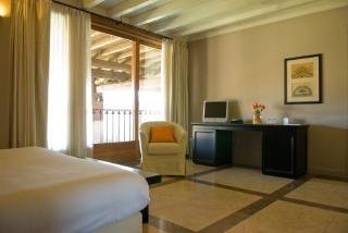 Room
Room
di Il Santellone City Resort & Spa