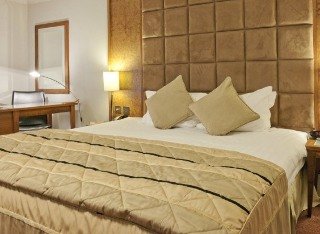 Room
Room
di Alexandra House