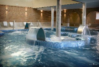 Pool
Pool
di Villa de Olmedo Hotel Balneario