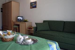 Room
Room
di Touring Hotel