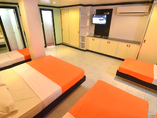 Room
Room
di The Royale House Travel Inn and Suites