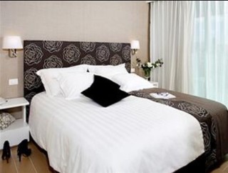 Room
Room
di West Boutique Ashdod