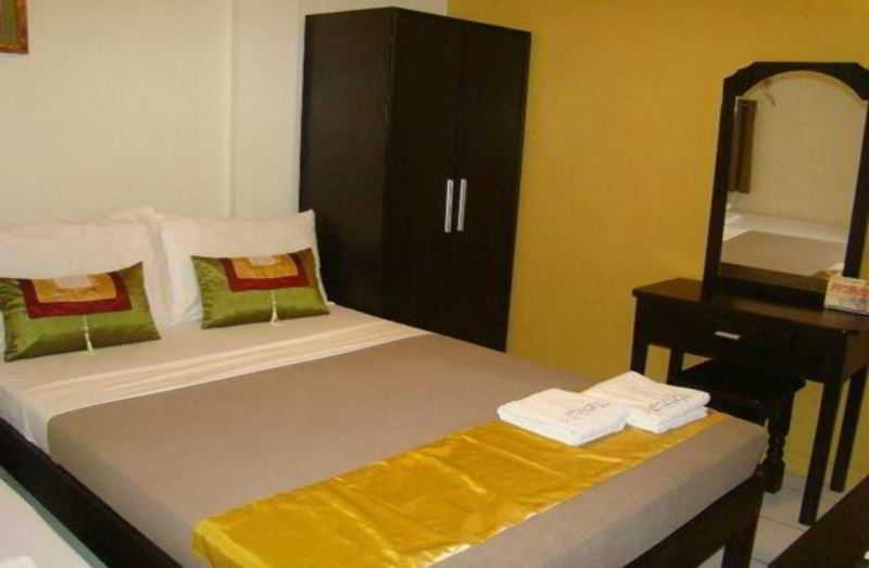 Room
Room
di Skylight Hotel