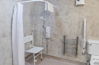 Room
Room
di The Kenmore Club