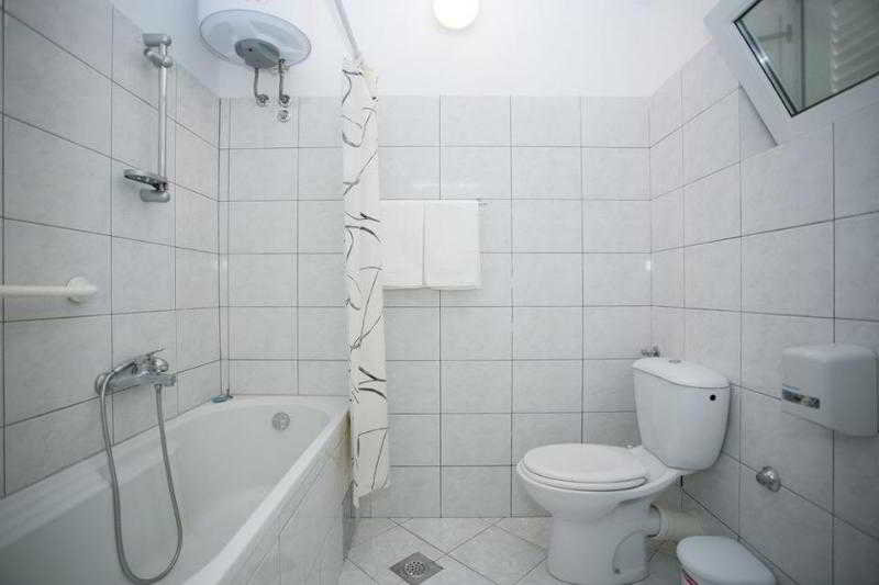 Room
Room
di Milna Hotel