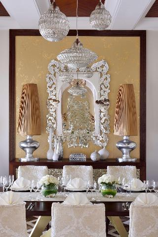 Room
Room
di One & Only Royal Mirage