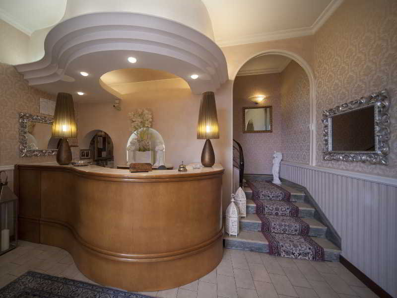 Lobby
Lobby
di Aquila D'Oro Hotel