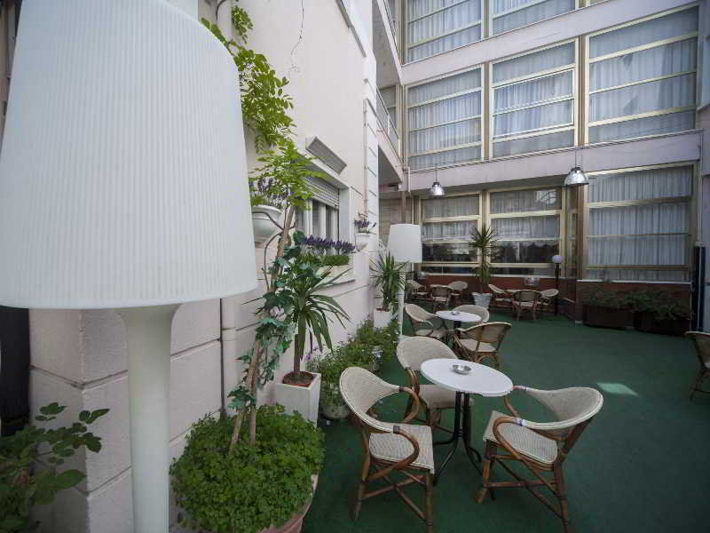 Terrace
Terrace
di Aquila D'Oro Hotel