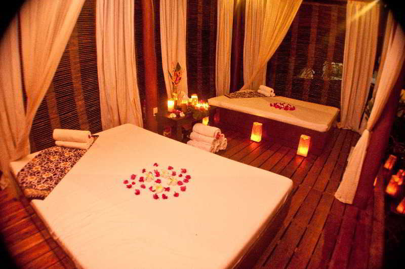 Sports and Entertainment
Sports and Entertainment
di Crystal Paradise Resort, Spa & Winery