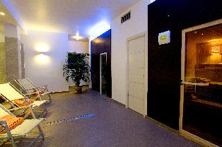 Sports and Entertainment
Sports and Entertainment
di Hotel Panama Majestic